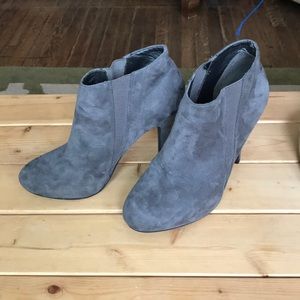 Forever 21 grey bootie